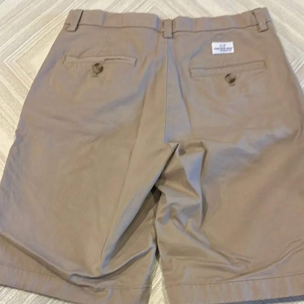 Vineyard Vines Boys Adjustable Waist Tan Shorts - Size 16